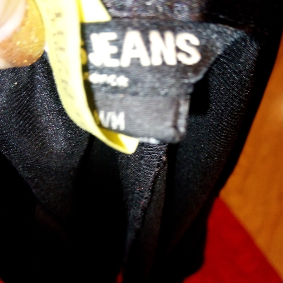 Guess Jeans - Picture 6 of 6
